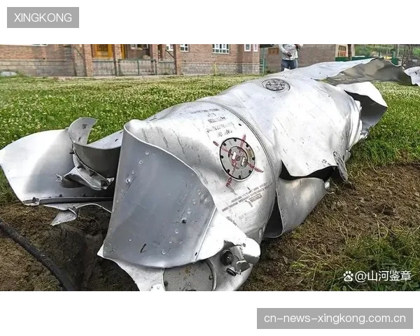 佛罗伦萨瞄准南美控场后腰，意大利豪门的新棋局如何展开？